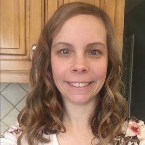 Meet your Posher, Abby